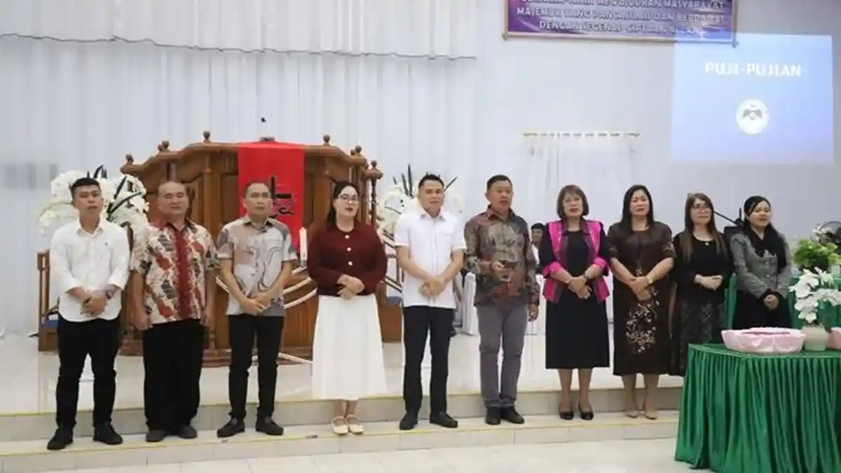 Bupati Mitra Ronald Kandoli Dilantik sebagai Ketua Umum Panitia Perkemahan Karua Pemuda GMIM 2026