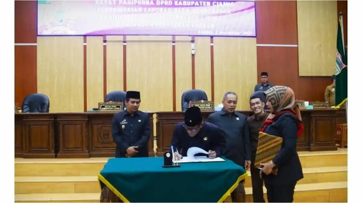 DPRD Kabupaten Ciamis Sepakati 4 Raperda Menjadi Perda