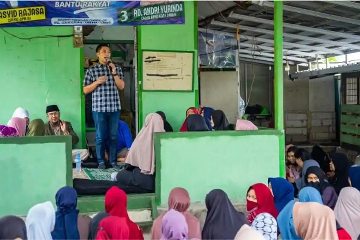 Bazar Murah Sembako Rasyid Rajasa di Cimahi Mendapat Apresiasi Warga