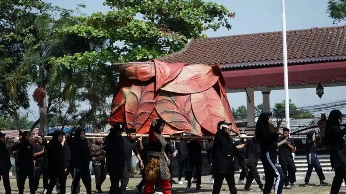 Puluhan Siswa dan Mahasiswa Cianjur siap Pentaskan Tarian Kararangge di West Java Festival 2023
