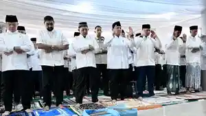 Prabowo-Subianto-menunaikan-salat-Idulfitri-di-Aceh-pada-Sabtu-tes-2026.jpg