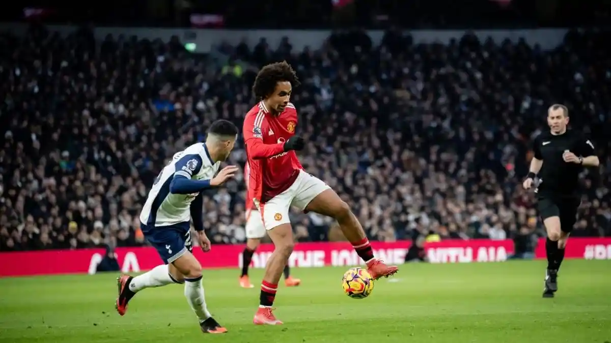 NONTON Live Streaming Man United Vs Aston Villa Jam 22.00 WIB, Akses di Sini Gratis via HP