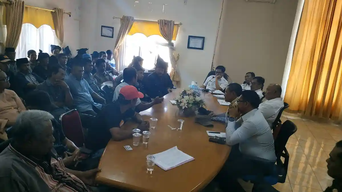 Wabup Bulukumba Minta PT Lonsum Tak Lanjutkan Pengerjaan Lahan
