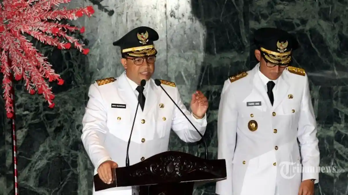 Kian Panas, Isu Paripurna Istimewa Anies-Sandi  hingga Harus ke Singapura