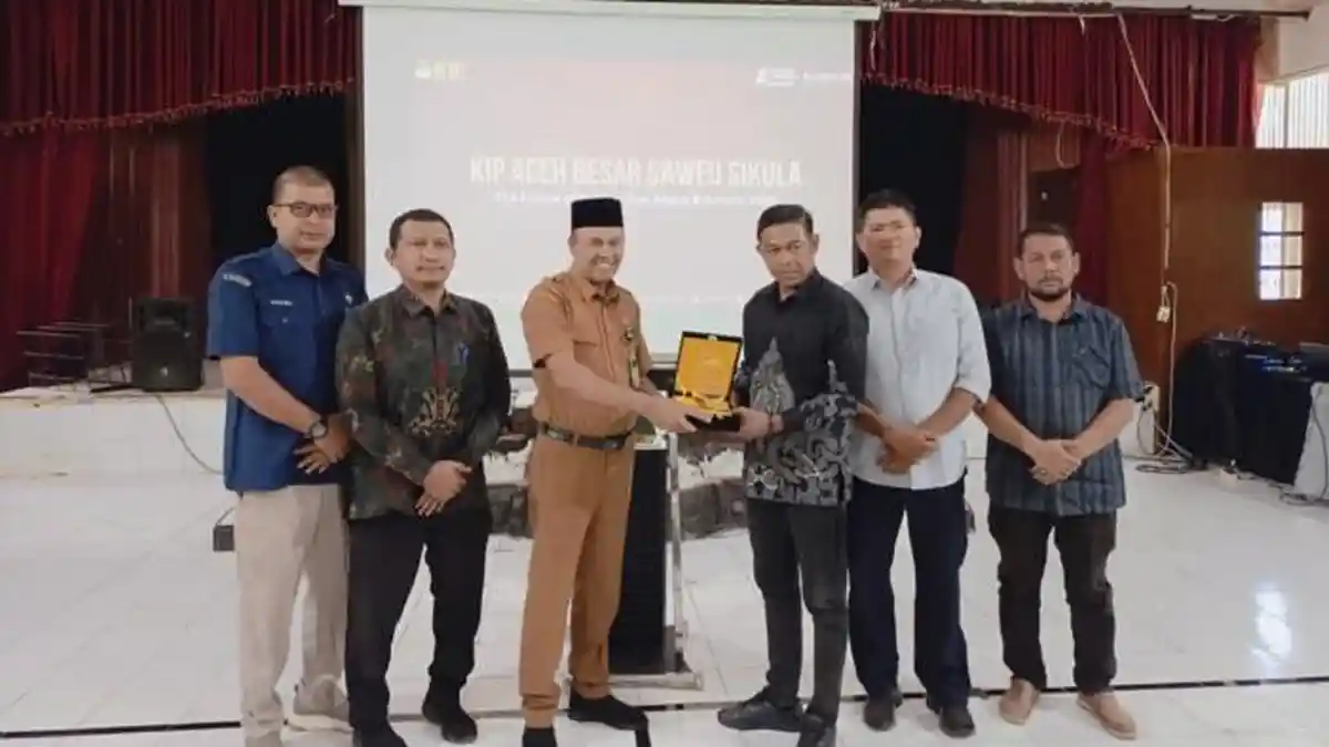 KIP Aceh Besar Edukasi Pemilih Pemula di SMAN Modal Bangsa