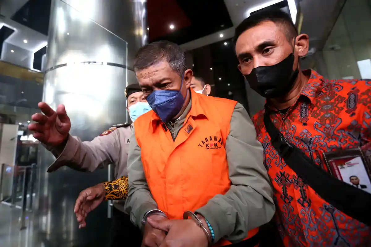 KPK Sita Catatan Khusus Haryadi Suyuti soal Penerbitan IMB dari Kantor Wali Kota Yogyakarta