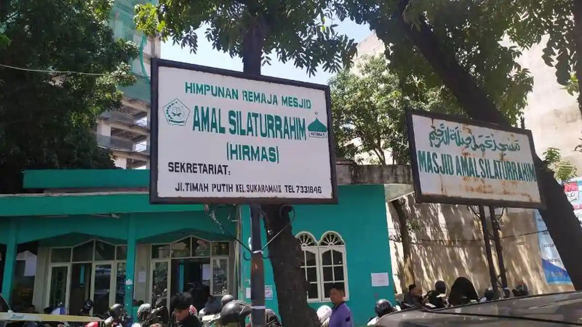 Masjid di Jalan Timah Diserbu: AC, Kotak Amal, dan Karpet Masjid Dibawa Kabur