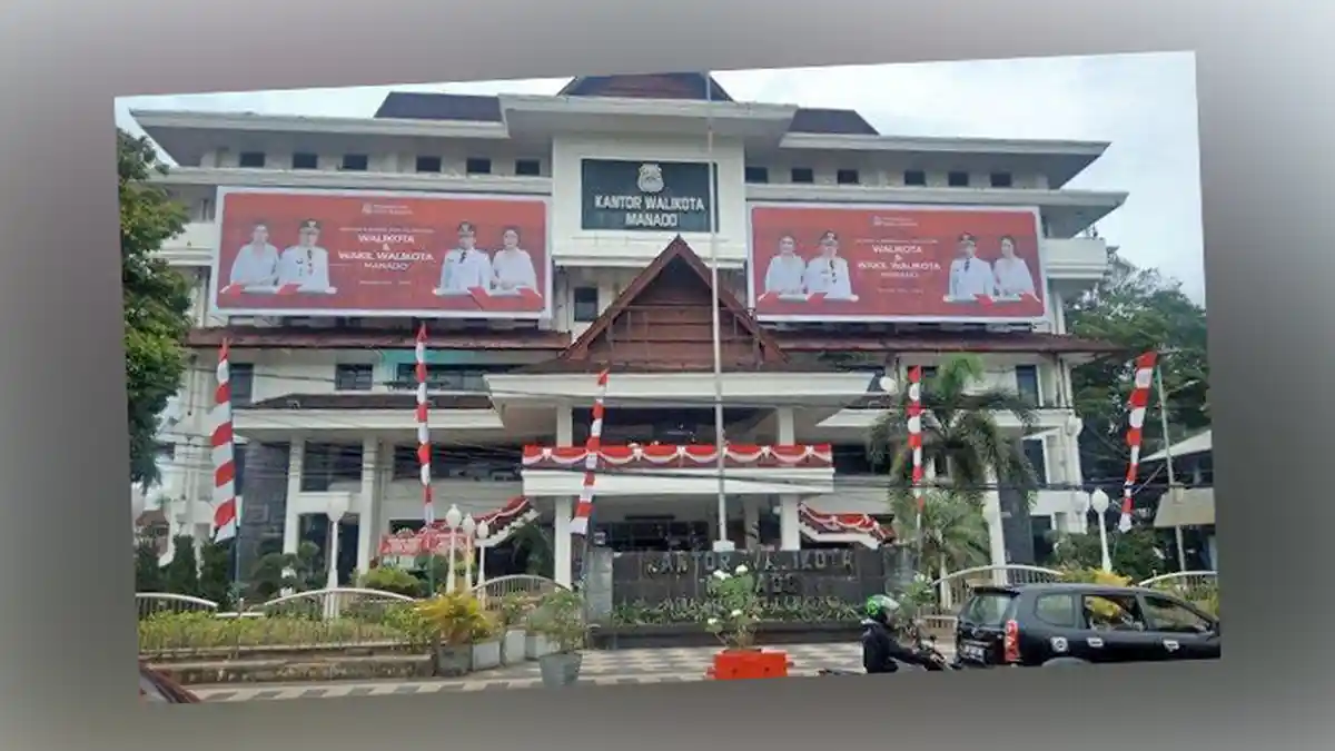 Kantor Pemkot Manado Bertabur Cahaya pada Malam Hari, Perkim Pasang Puluhan Lampu