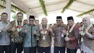 Ketua-DPRD-Provinsi-Kalimantan-Selatan-Supian-HK-HADIR1.jpg