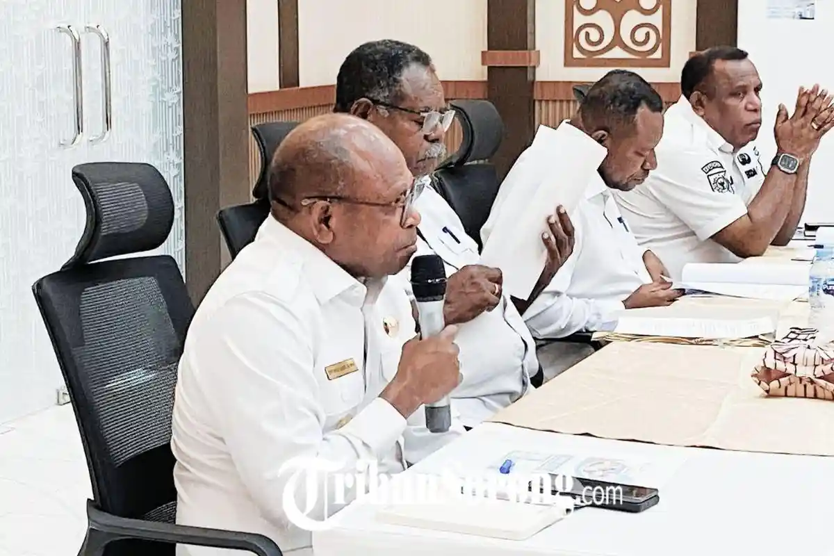 Wali Kota Sorong dan Gubernur Papua Barat Daya Bahas Program Pendidikan Gratis