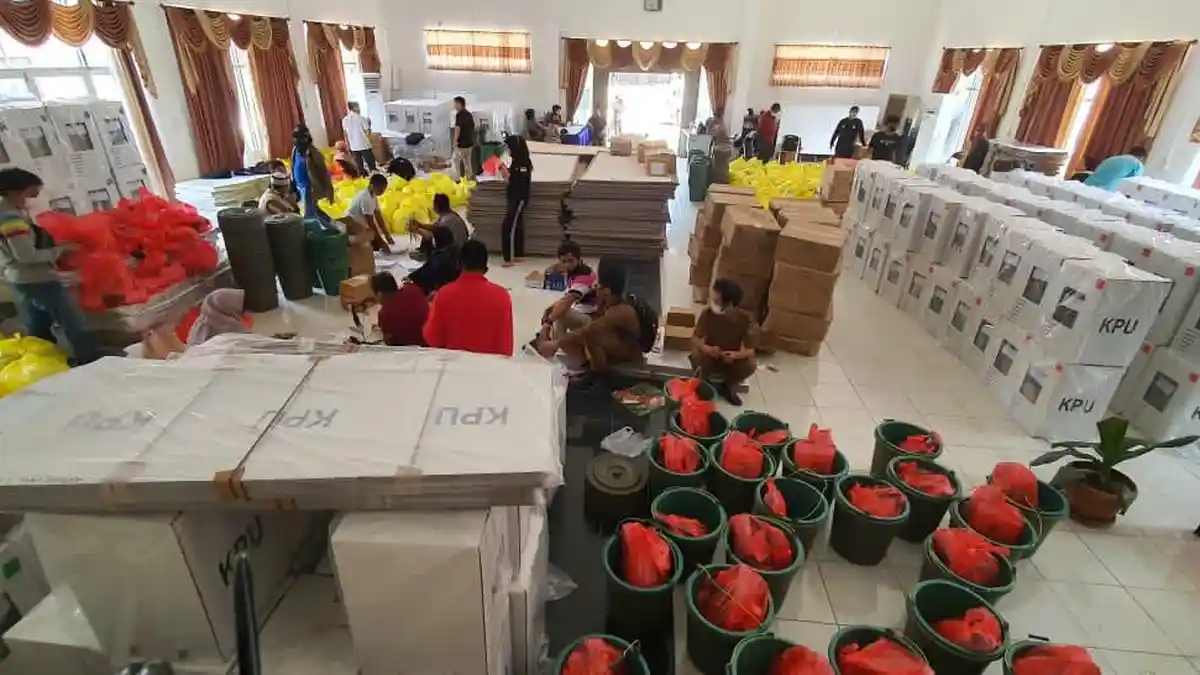 Distribusi Logistik untuk Pilkada Kutai Timur Diupayakan Hari Ini Sudah Sampai ke PPS