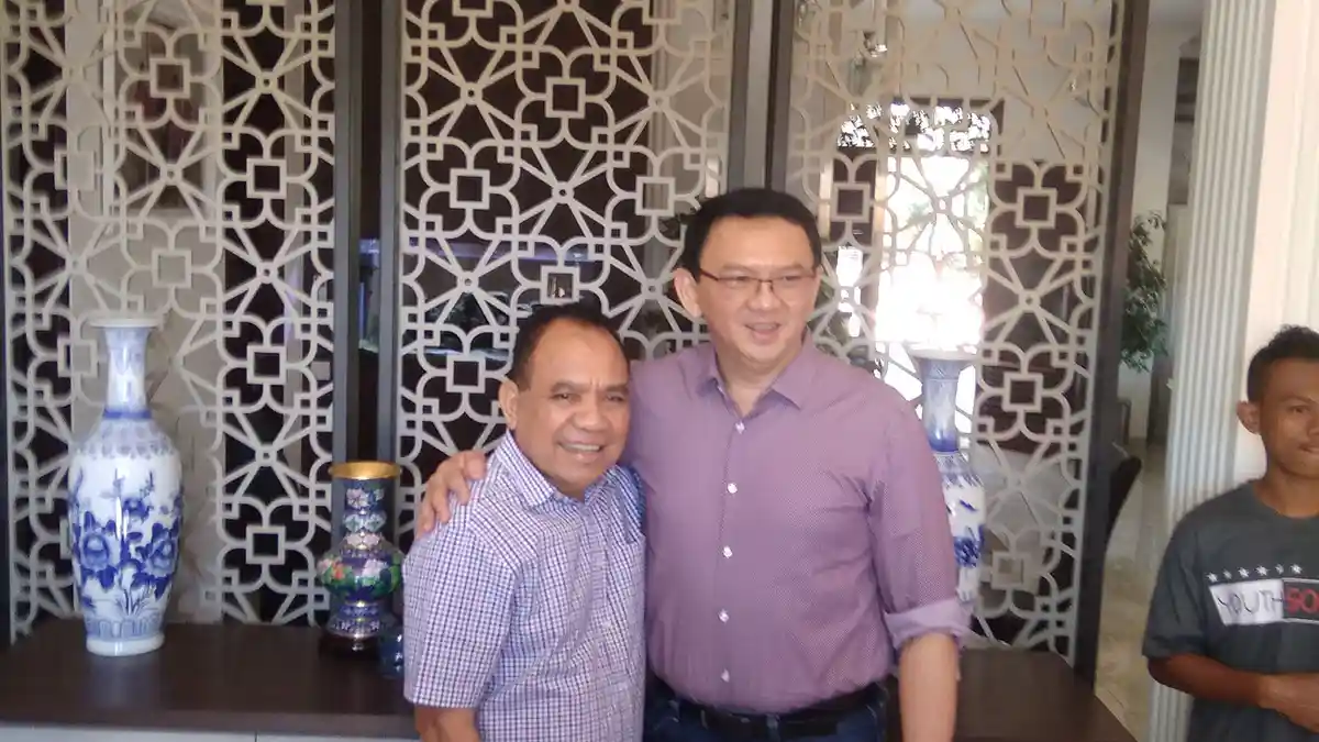 Dua Mantan Gubernur Bertemu - Lebu Raya Dukung Ahok Kembangkan Jagung di NTT