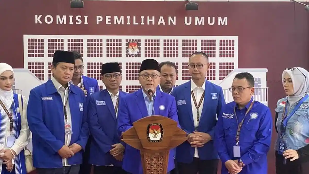 Zulkifli Hasan Gelar Karpet Biru Bagi Murad Ismail yang Dipecat PDIP Gara-gara Istri Gabung PAN
