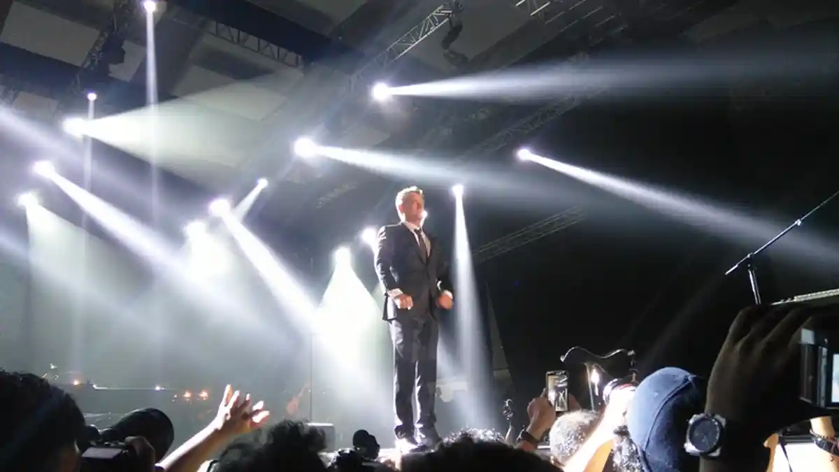 Lea Simanjuntak Berhasil Bikin David Foster Terpukau