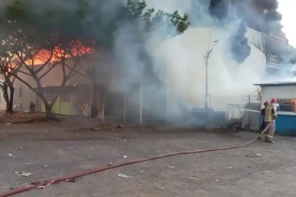 Gudang Kopi Kapal Api di Tangerang Terbakar, Petugas Masih Dalami Adanya Korban Jiwa Maupun Kerugian