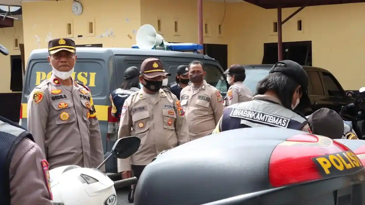 Anev Bhabinkamtibmas Polres Ngada, Wakapolres Ingatkan Tugas dan Pelayanan Kepolisian