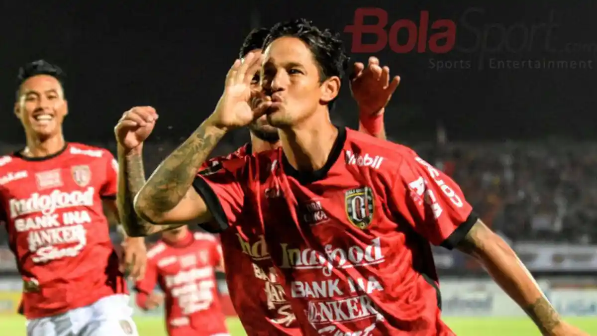 Ditanya soal Irfan Bachdim yang Tak Masuk Skuat Bali United, Teco: Fokus Pemain yang Ada di Daftar