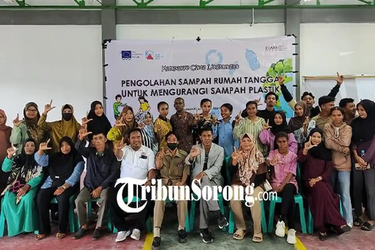 Wujudkan Papua Barat Daya Ramah Lingkungan, KLARA Latih Warga Kelola Sampah