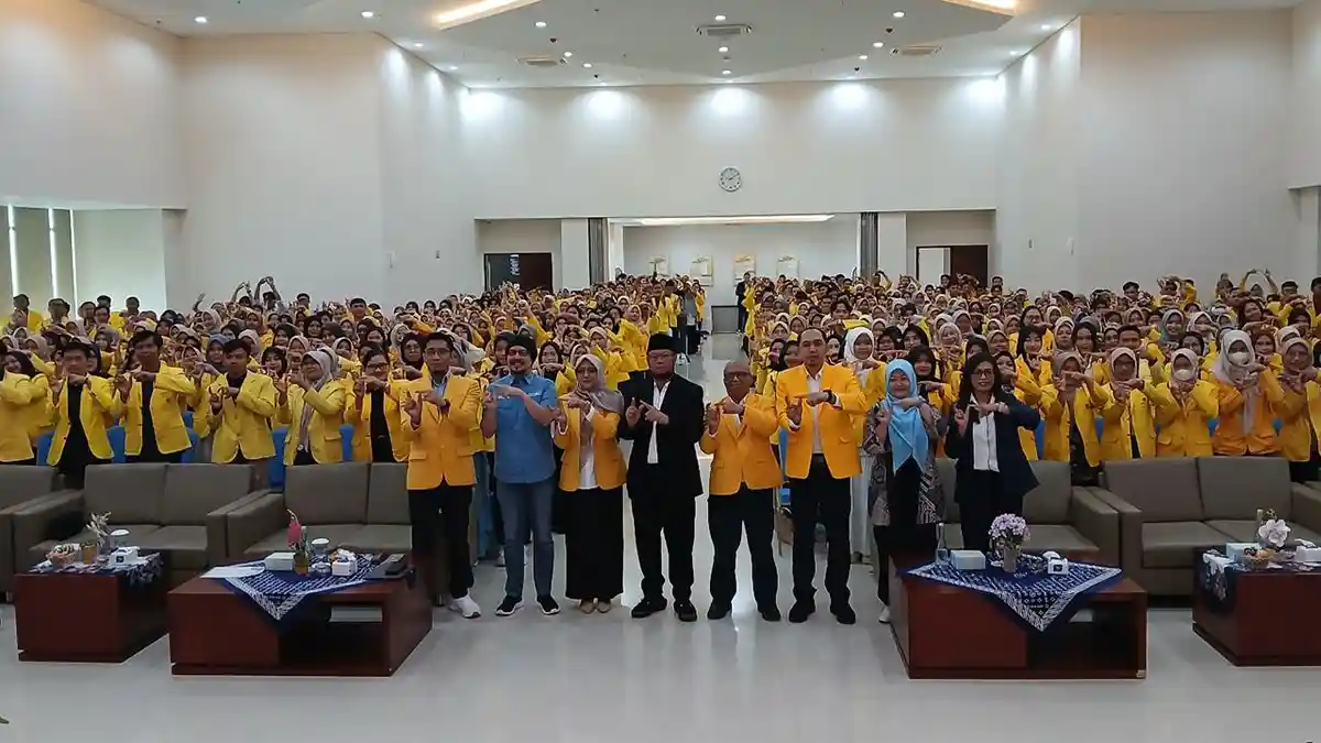 Prof Ojat Darojat: Lulusan UT Purwokerto Kekuatan Besar Menuju Indonesia Emas 2045