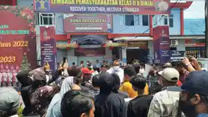 Lapas-Binjai-Didemo-Mahasiswa-Karena-Kasus-Rudapaksa.jpg