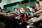 Sefti Sanustika Usai Diperiksa KPK