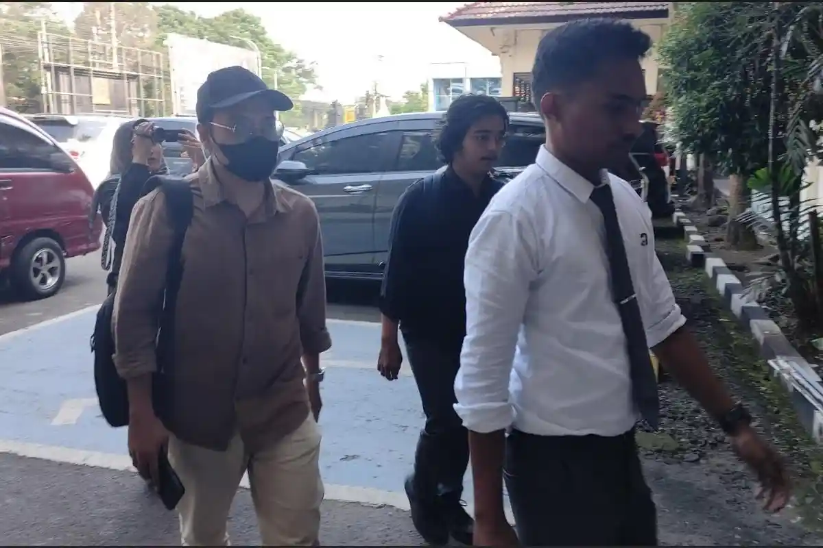 Penuhi Panggilan Penyidik, Dokter AY Terduga Pelaku Pelecehan Pasien Datang ke Mapolresta Malang