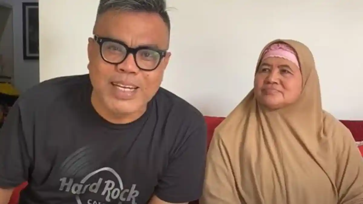 Kerap Kali Berangkat Umrah, Mamah Dedeh Ternyata Beli 400 Jam Tangan untuk Karyawan