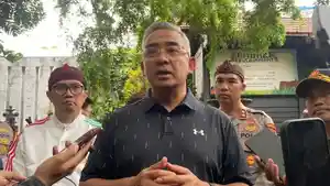 Reaksi-Wali-Kota-Seusai-Disentil-Gubernur-Soal-Penyapu-Jalan-yang-Dinilai-Tak-Kerja.jpg