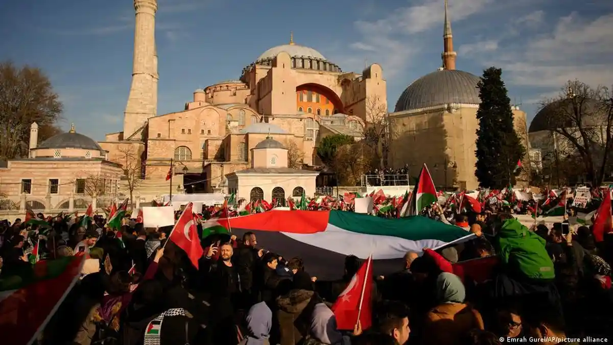 Konflik Gaza: Turki Tangguhkan Perdagangan dengan Israel