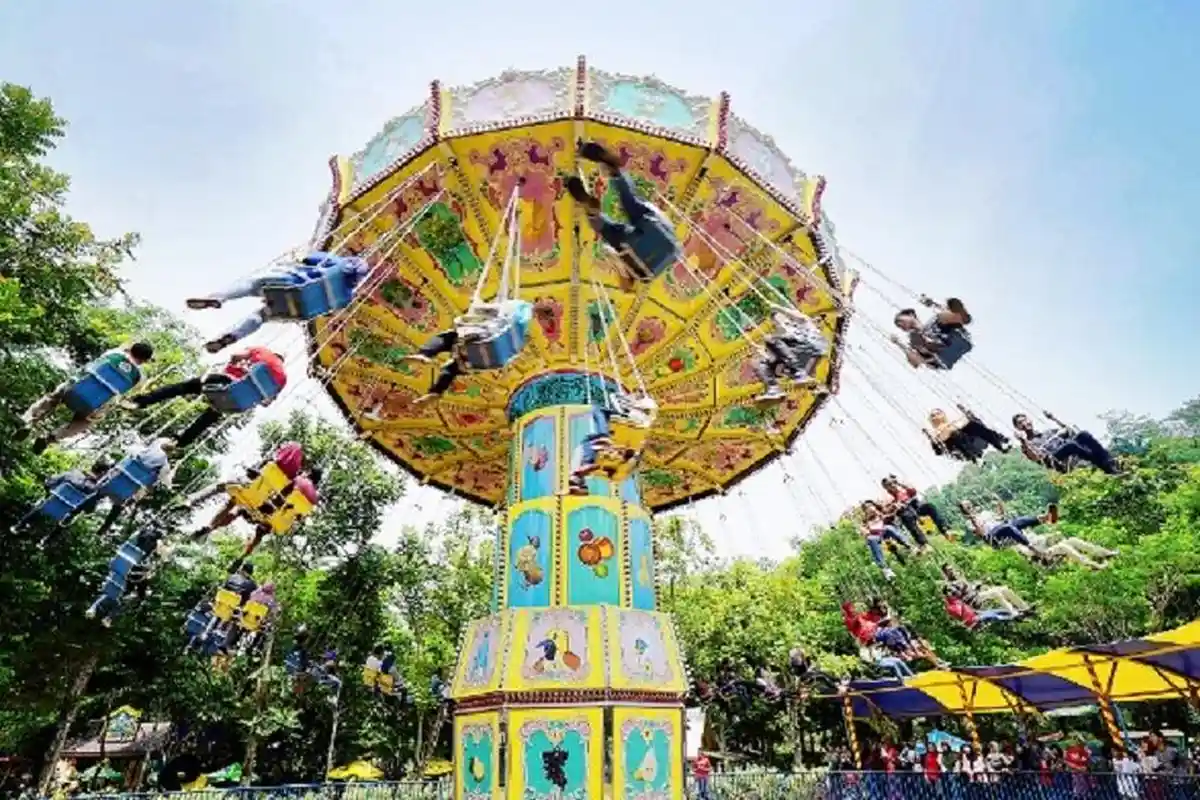 Petualangan Bersama Adit Sopo Jarwo di Jungleland Sentul, Ada Meet and Greet Juga dengan Pengunjung