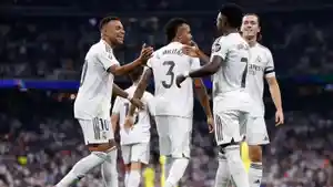 Pemain-Real-Madrid-merayakan-gol-saat-melawan-Villareal.jpg