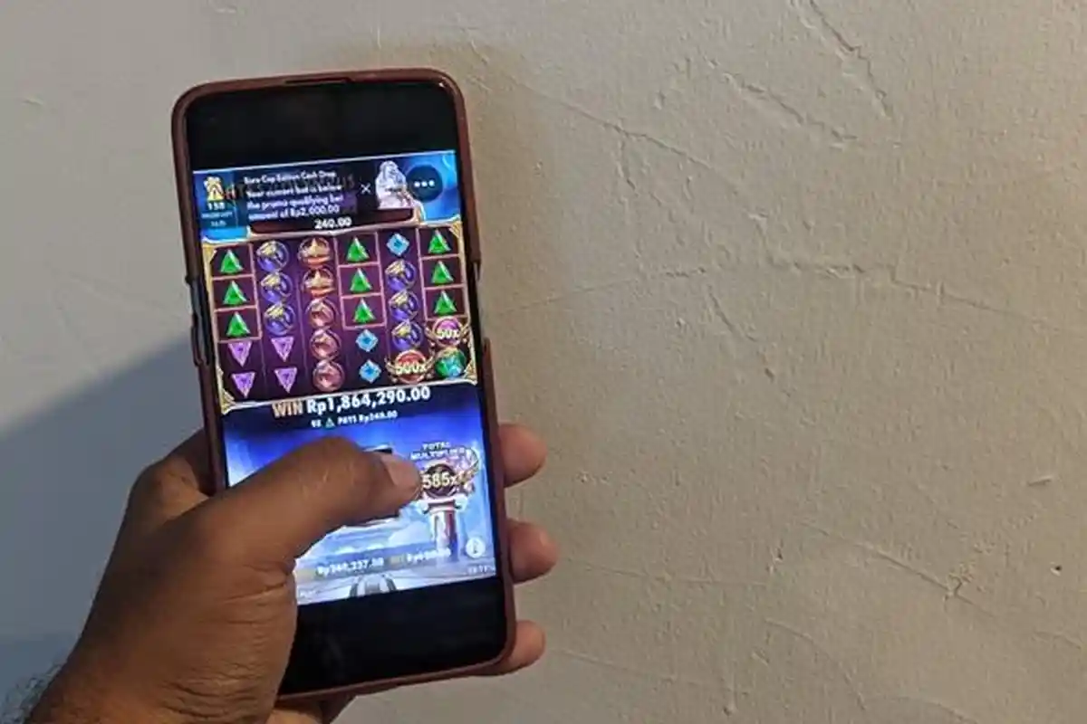 Cucu Kecanduan Judol Ditahan di Polsek Purworejo Karena Mencuri Perhiasan Nenek Senilai Rp 60 Juta