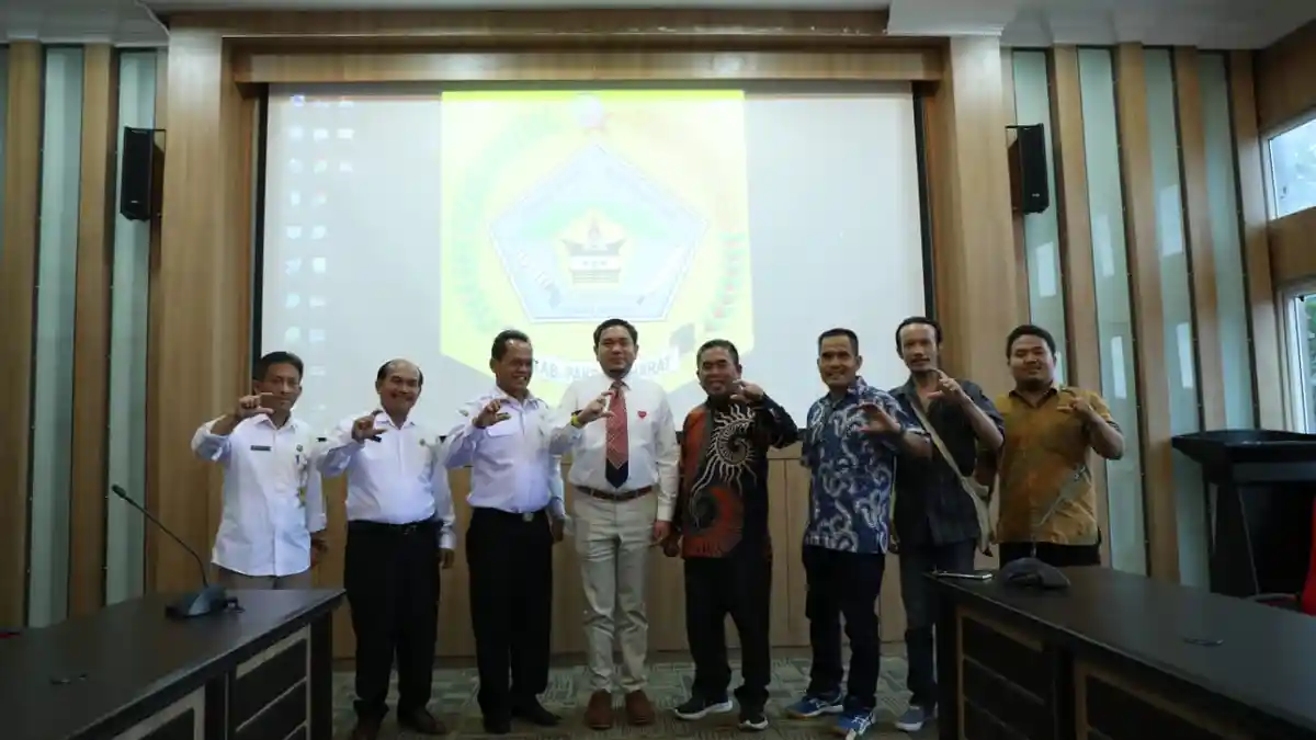 Bupati Franc Tumanggor Sambut Baik 735 Mahasiswa UNIMED Akan KKN di Pakpak Bharat