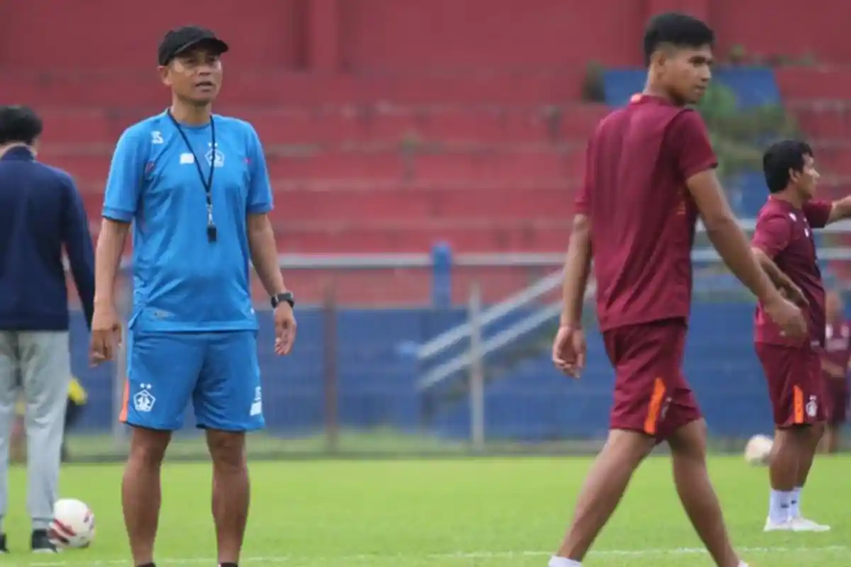 Breaking News: Joko Susilo eks Pelatih Persik Kediri Resmi Ditunjuk Jadi Arsitek Arema FC