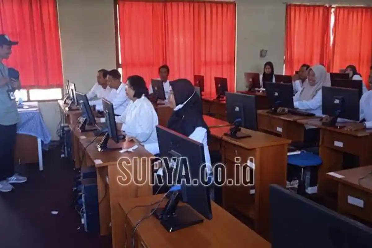 636 Pendaftaran PPK Pilkada Jember 2024 Jalani Tes CAT