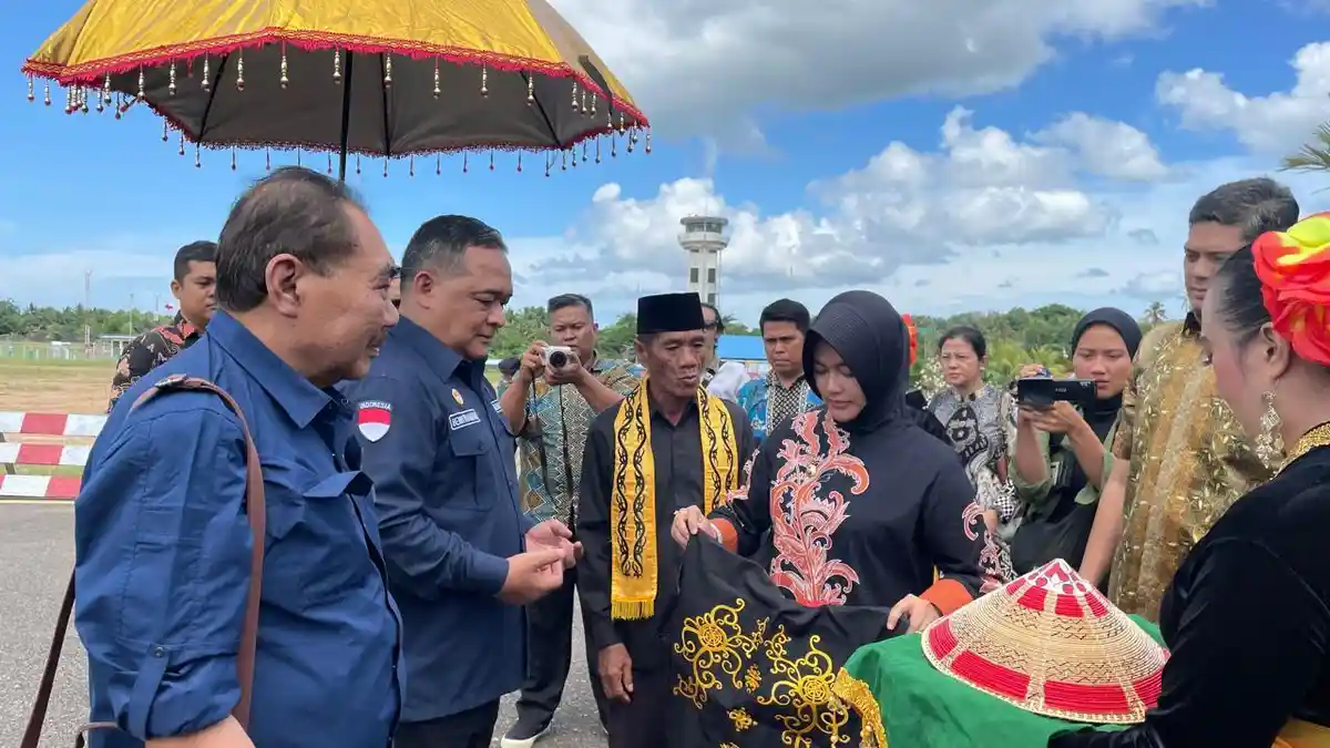 Kepala BP2MI Benny Rhamdani Sebut PMI Ilegal Kerja 20 Jam di Malaysia