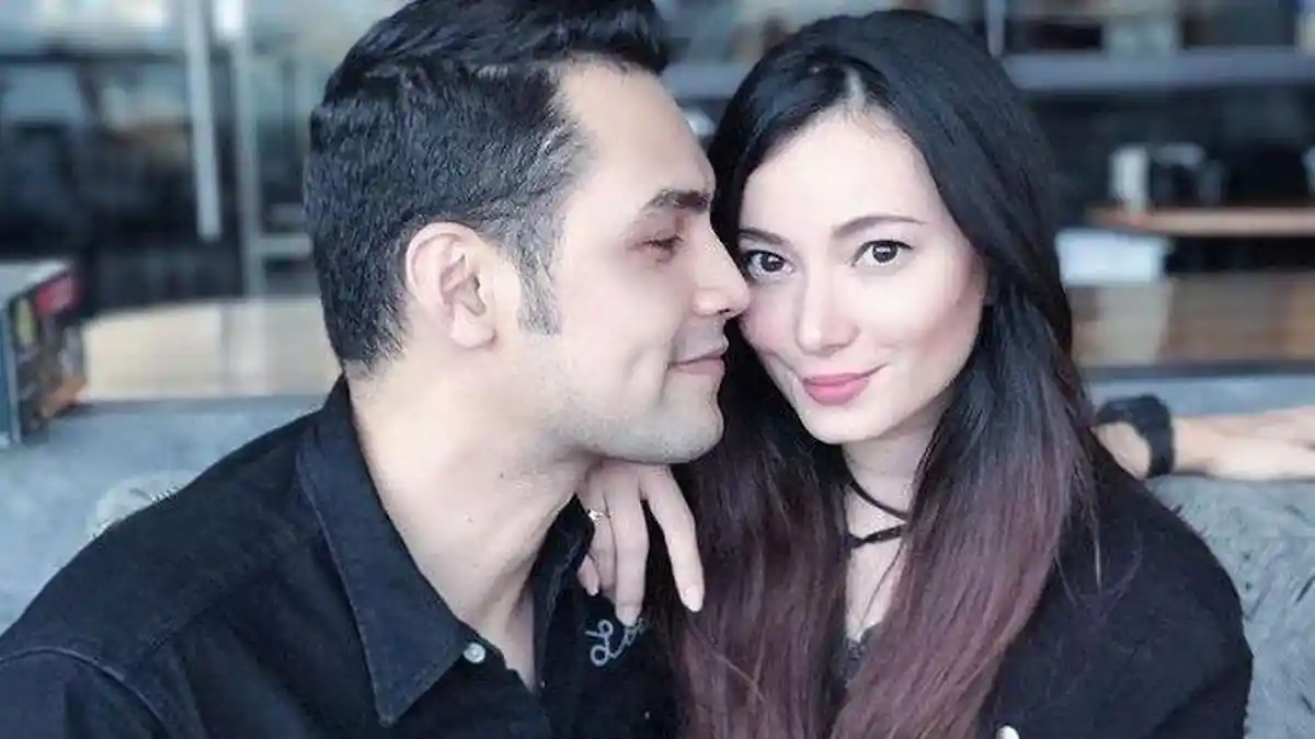 10 Artis Indonesia Jalani Program Bayi Tabung, Anak Kembar hingga Asmirandah Setelah 7 Tahun Nikah