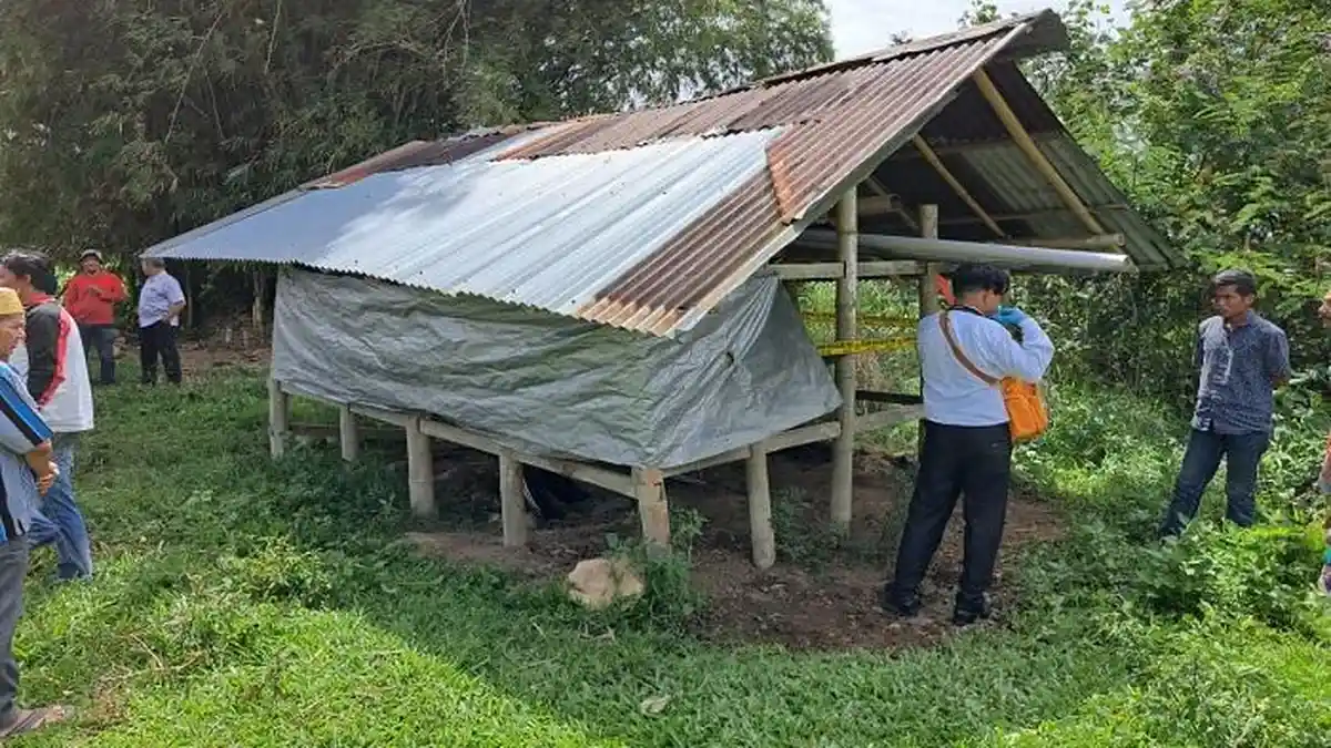 Mayat Pria Ditemukan Tergantung di Kandang Sapi di Agam, Diduga Bunuh Diri
