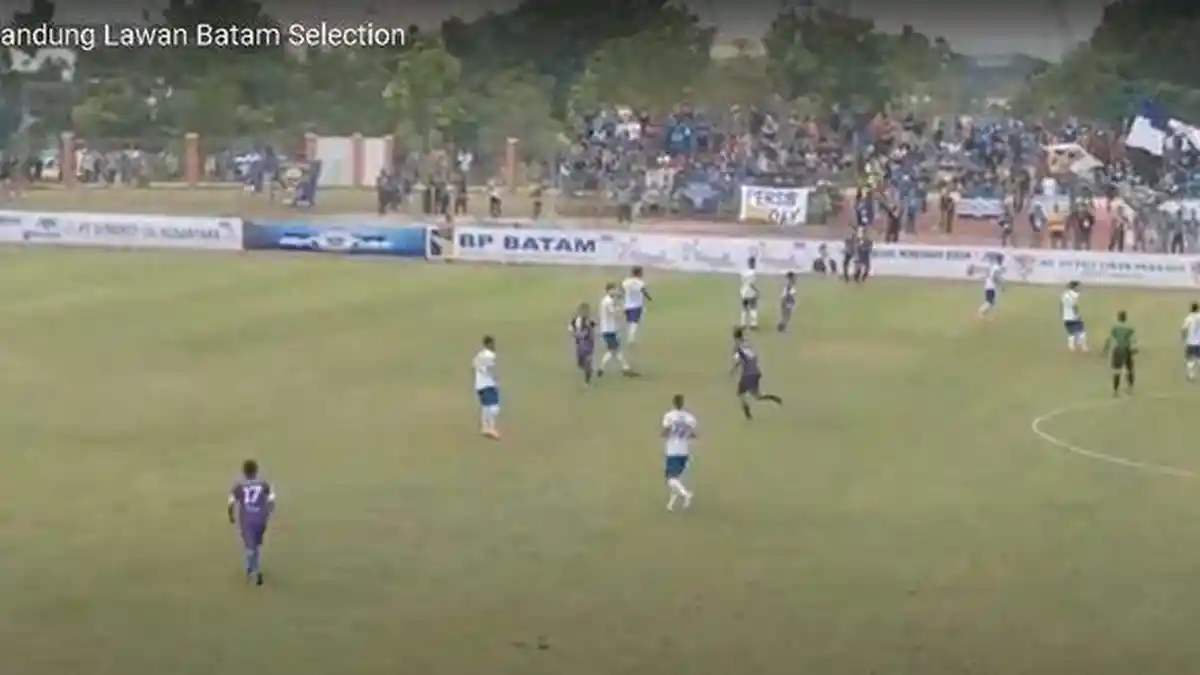 SEDANG BERLANGSUNG Persib Bandung vs Renggali Batam Selection Skor 3-0, Ini Link Live Streaming