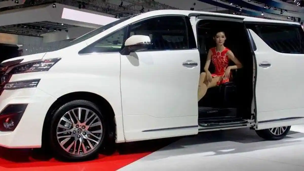 Pernah Mengalami Mimpi Naik Mobil Baru? Berbahagialah Mereka Yang Mengalami