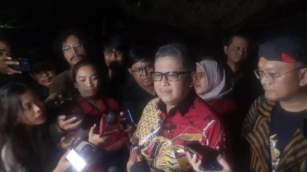 Prioritaskan Kader Internal Maju Pilkada 2024, Sekjen PDIP Sebut Anies Sosok yang Menarik