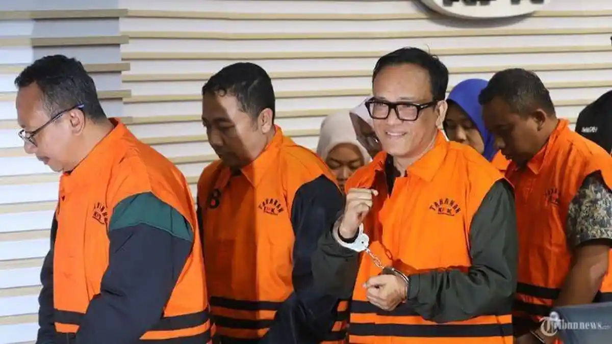 ANAK Noel Bakal Dipanggil KPK Diduga Sembunyikan 3 Mobil Mewah, KPK Juga Temukan 4 Ponsel di Plafon