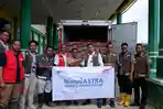 Astra-Beri-Bantuan-ke-Korban-di-Sumatra.jpg