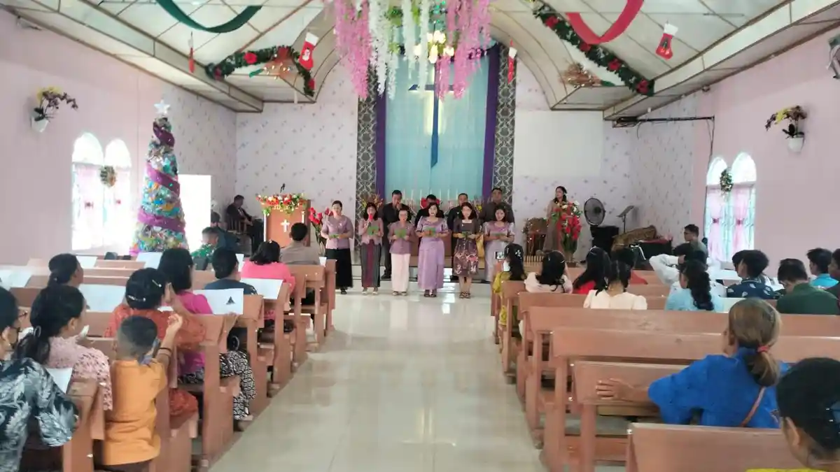 Polsek Dolok Merawan Amankan Perayaan Natal SMK Negeri 1 Dolok Merawan