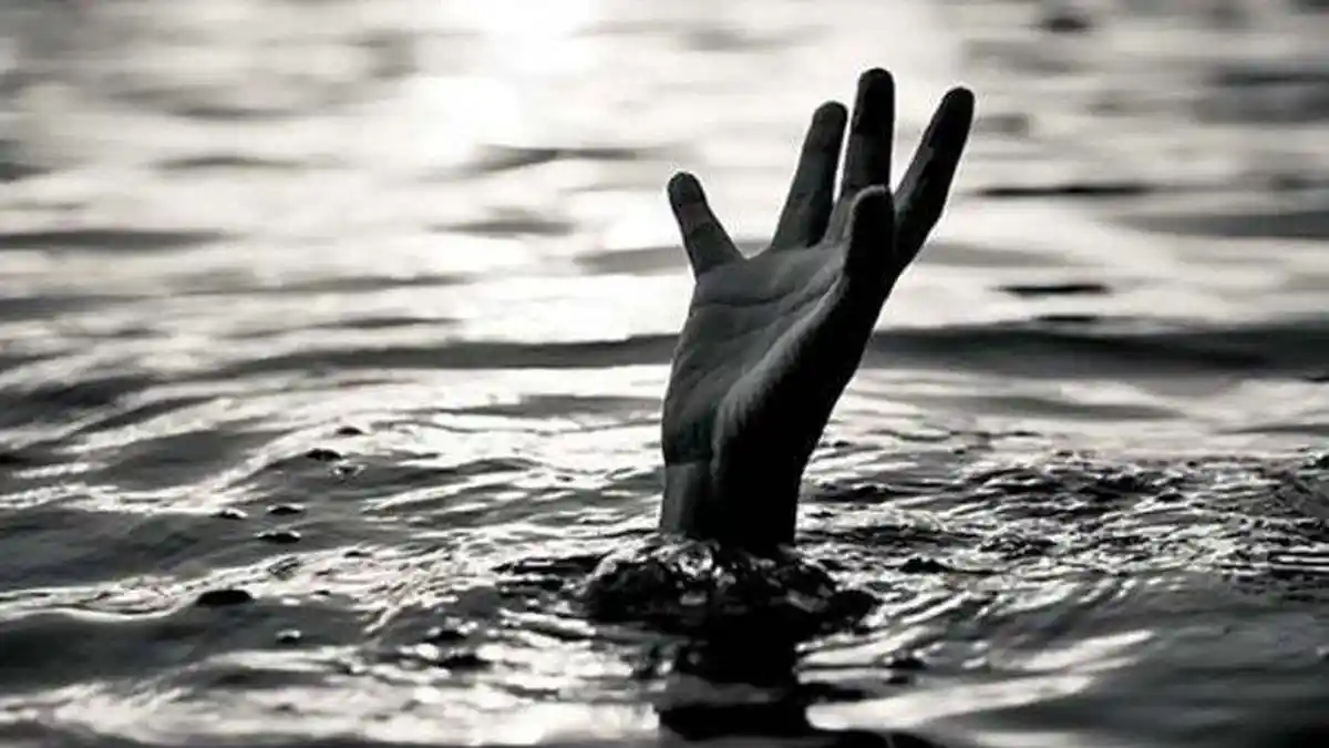 BREAKING NEWS: Seorang Mahasiswa Dilaporkan Tenggelam di Danau Maninjau