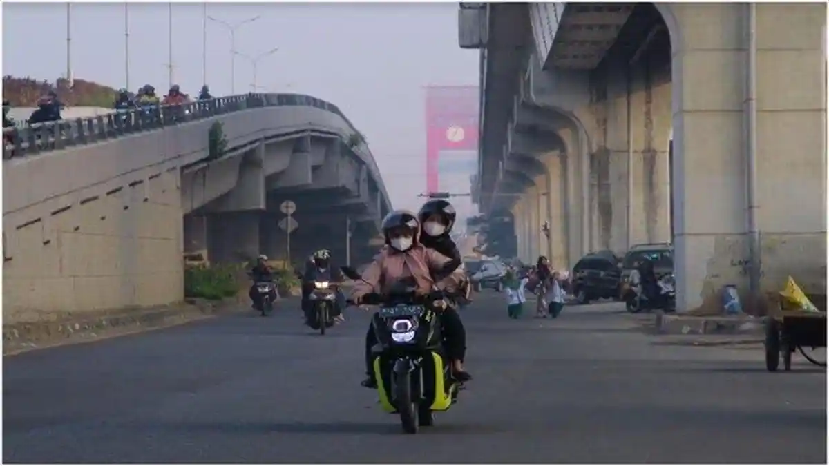 Kabut Asap Akibat Karhutla, SMA di Palembang Kurangi Waktu Belajar