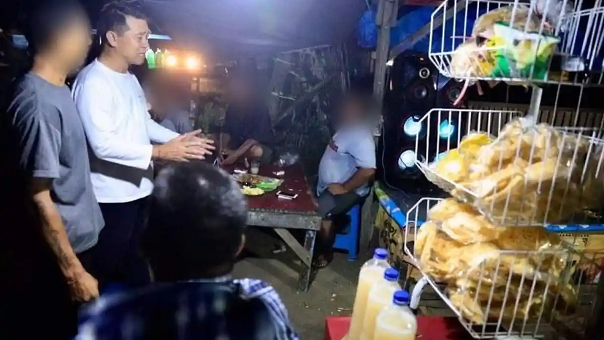 Terima Aduan Musik Keras Malam Hari, Bupati Suwirta Turun Sidak Warung Tuak di Klungkung