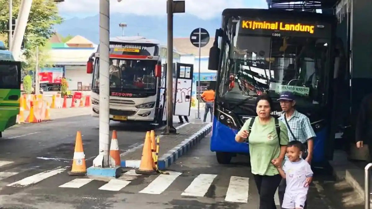Berita Malang Raya Populer: Arjosari Tak Dilewati Trans Jatim Koridor 2, Rekrutmen Sopir Angkot