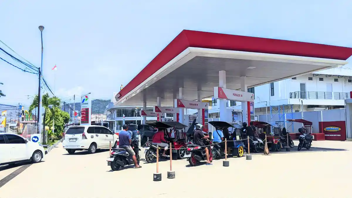 Harga BBM Nonsubsidi Naik di SPBU Gorontalo, Pengendara Terkejut