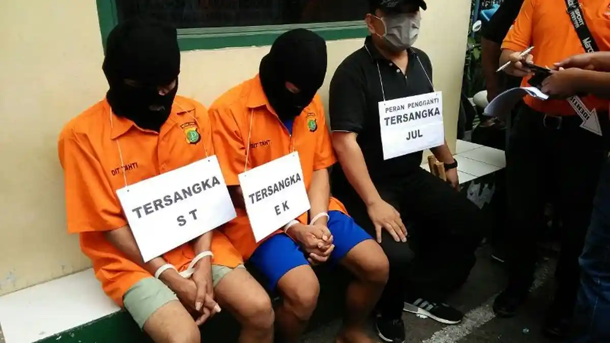 Detik-detik Adegan Pembunuhan Pasutri di Tanah Abang